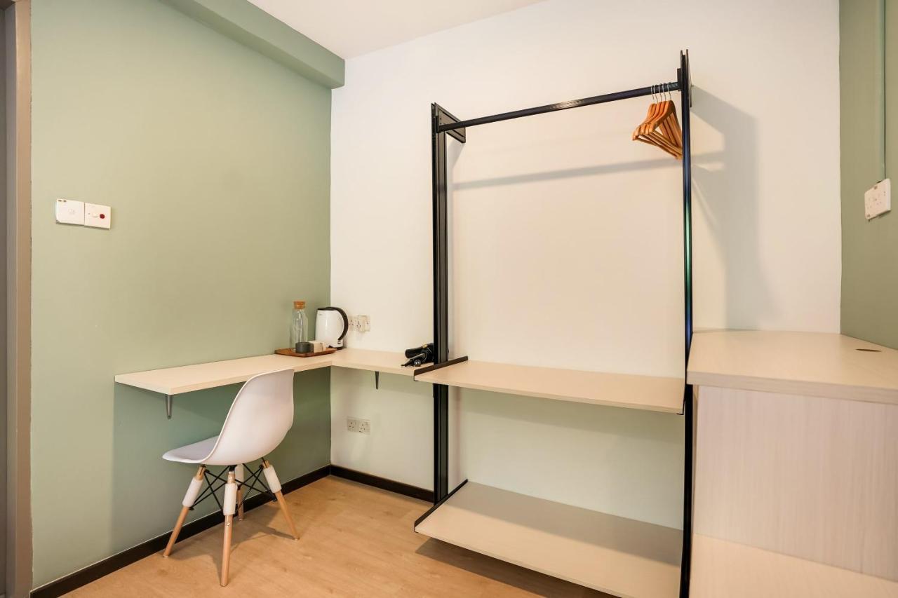 Oyo 89603 Treeline Urban Inn Кота-Кинабалу Экстерьер фото
