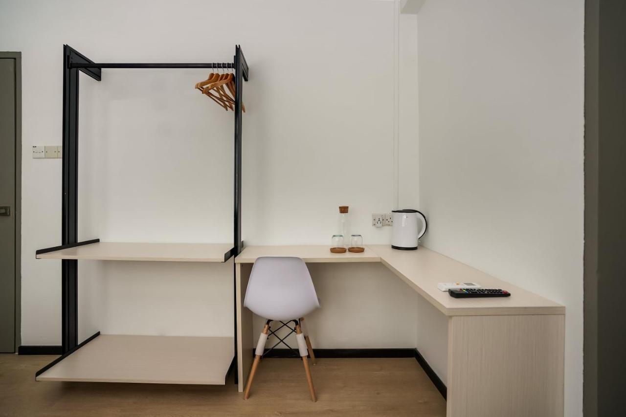 Oyo 89603 Treeline Urban Inn Кота-Кинабалу Экстерьер фото