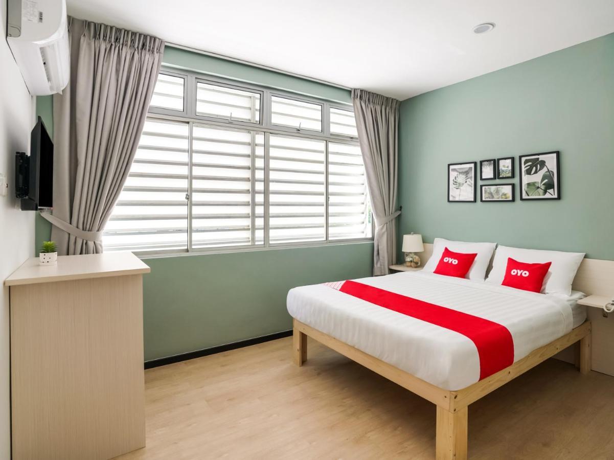 Oyo 89603 Treeline Urban Inn Кота-Кинабалу Экстерьер фото