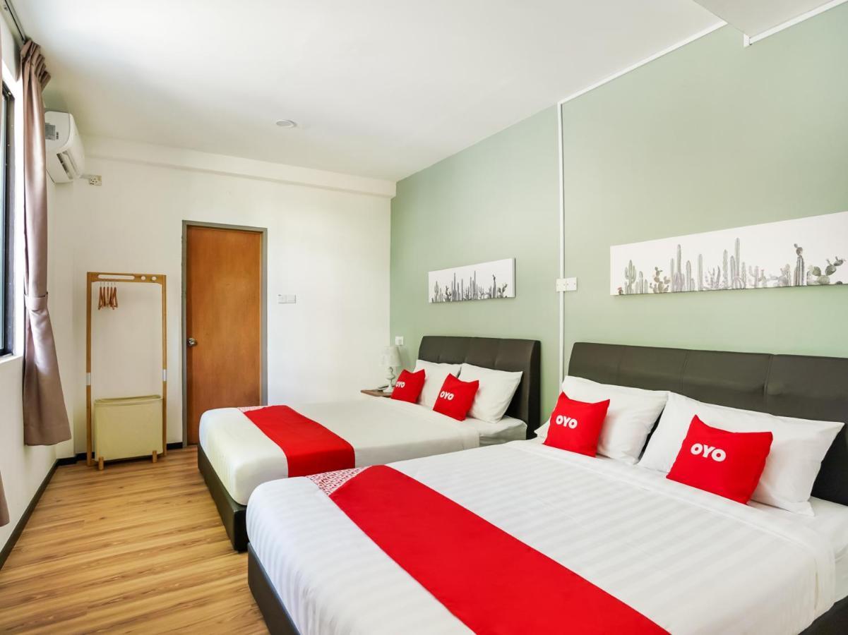 Oyo 89603 Treeline Urban Inn Кота-Кинабалу Экстерьер фото