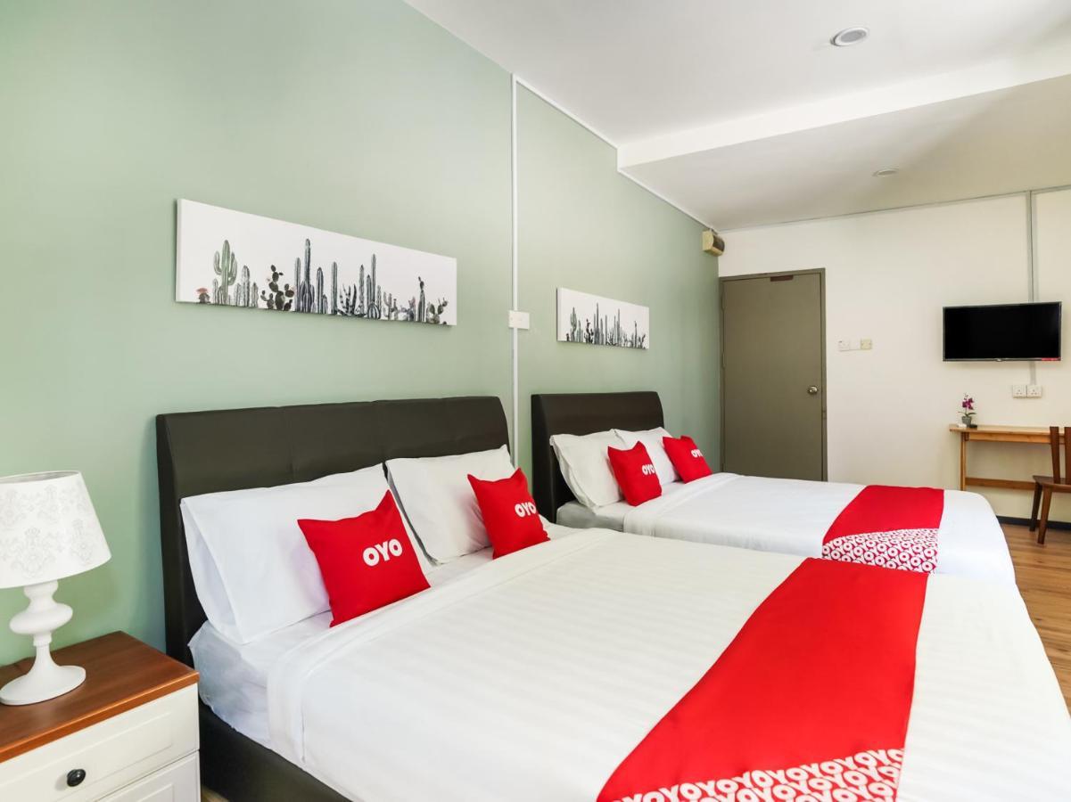 Oyo 89603 Treeline Urban Inn Кота-Кинабалу Экстерьер фото